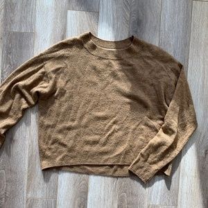 Oversized Tan/Brown, Slightly Fuzzy, Sweater - Small but fits like a Medium